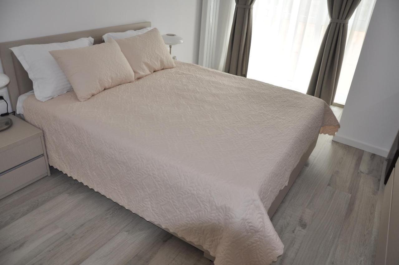Simo Velier Residence Мамая Екстериор снимка